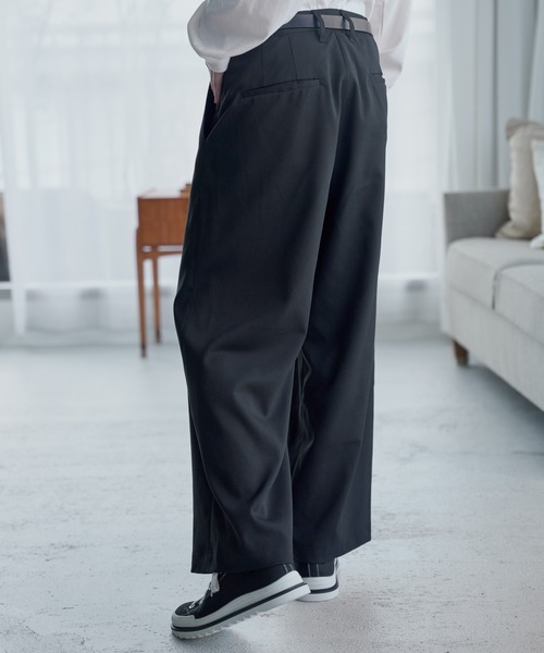 ADAMASTE（アダマスト）の「ワンタックベーシックワイドパンツ（その他パンツ・メンズ・ホワイト/ブラック・SMALL/MEDIUM/LARGE）」の15枚目の写真