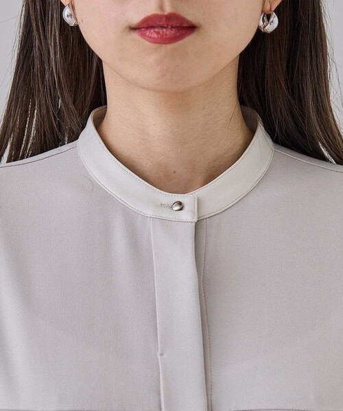 city（シティ）の「【CITY】サテンジョーゼットぺプラムシャツ（シャツ/ブラウス・レディース・ライトグレー/ブラック・FREE）」の6枚目の写真