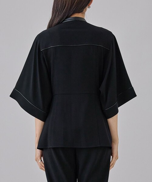 CITY サテンジョーゼットぺプラムブラウス city（シティ）の「【CITY】サテンジョーゼットぺプラムシャツ