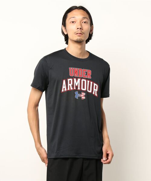 UNDER ARMOUR(アンダーアーマー)の「UAテック ショートスリーブ USフラッグ(トレーニング/メンズ)(Tシャツ/カットソー・メンズ・ブラック/ホワイト・3XL/S/XL/M/XXL/L)」の7枚目の写真