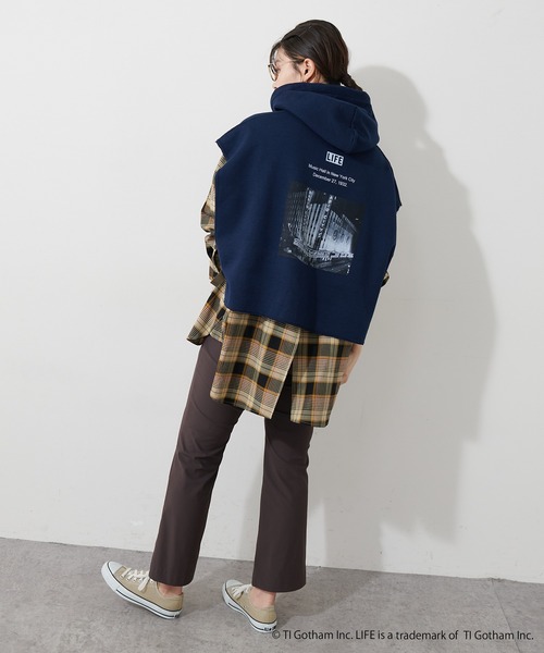 VOTE MAKE NEW CLOTHES(ボートメイクニュークローズ)の「【OT】トリプルネームスウェットトレーナーフーディー(スウェット・レディース・グレー/ネイビー・FREE)」の7枚目の写真