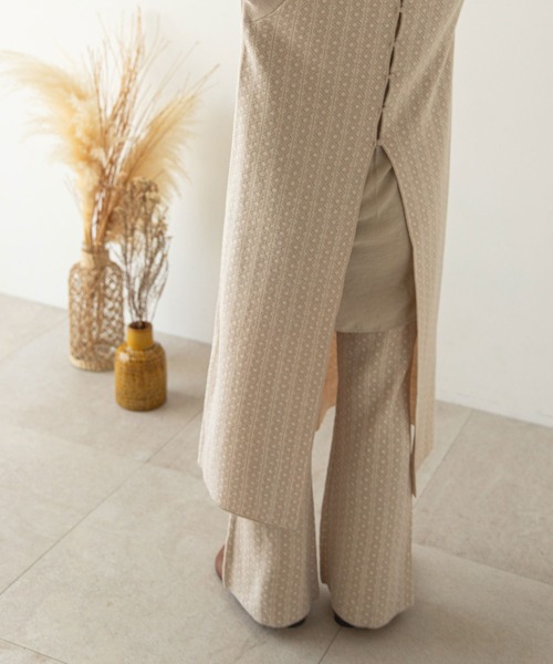 rectangle（レクタングル）の「ダイヤ柄ジャガードニットフレアパンツ（その他パンツ・レディース・ブラック/ベージュ/モカ/オリーブ・FREE）」の9枚目の写真