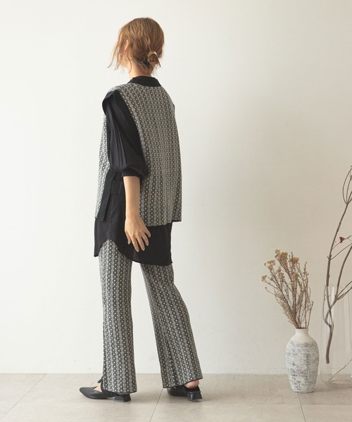 rectangle（レクタングル）の「ダイヤ柄ジャガードニットフレアパンツ（その他パンツ・レディース・ブラック/ベージュ/モカ/オリーブ・FREE）」の16枚目の写真