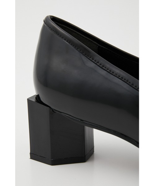 rienda（リエンダ）の「ポインテッドトゥチェーン付きローファー（ローファー・レディース・レッド/ブラック/ベージュ・LARGE/SMALL/MEDIUM）」の16枚目の写真