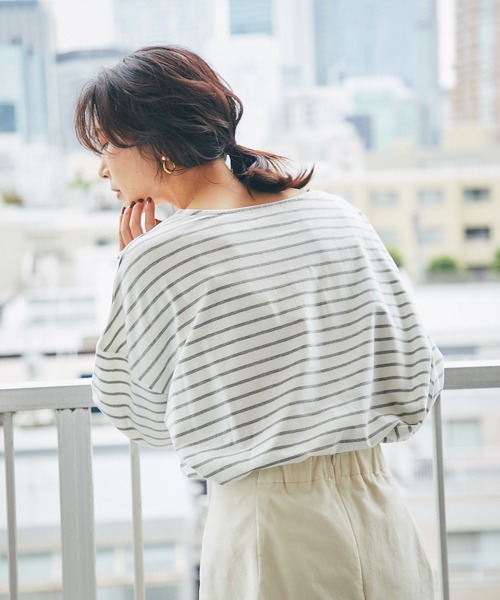 RIVE DROITE（リヴドロワ）の「シンプルなスタイリングの主役に　ボーダーワイドロンTシャツ（Tシャツ/カットソー・レディース・グレー/ブルー・FREE）」の12枚目の写真