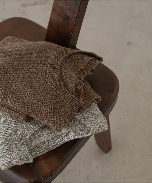 lawgy(ラウジー)の「blend color short length knit(ニット/セーター・レディース・ブラウン/グレー・FREE)」の6枚目の写真
