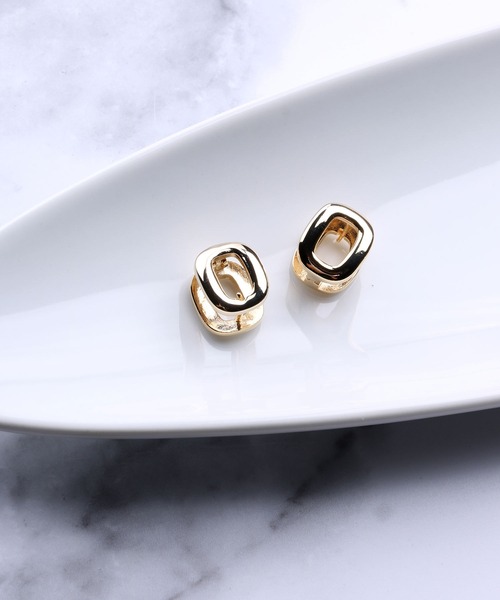 Manon's Selection（マノンズセレクション）の「スクエアキャッチレスピアス（ピアス（両耳用）・レディース・シルバー/ゴールド・ONE SIZE）」の9枚目の写真