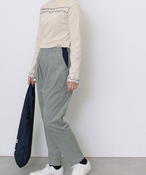 POU DOU DOU（プードゥドゥ）の「normesコーデュロイとりポケットパンツ（その他パンツ・レディース・ライトグレー/ネイビー/イエロー/アイボリー・3）」の22枚目の写真