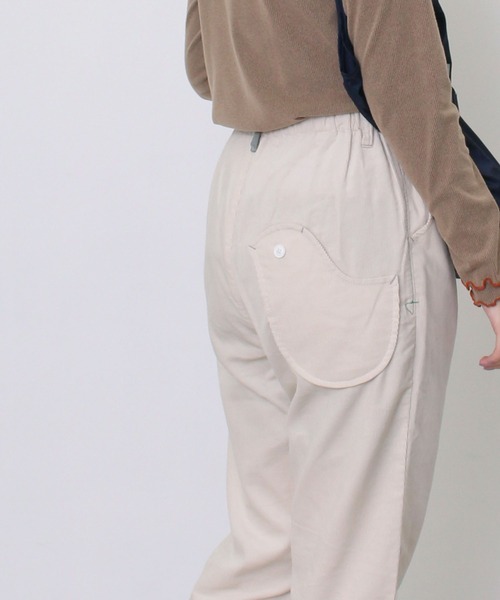 POU DOU DOU（プードゥドゥ）の「normesコーデュロイとりポケットパンツ（その他パンツ・レディース・ライトグレー/ネイビー/イエロー/アイボリー・3）」の7枚目の写真
