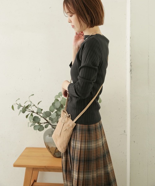 URBAN RESEARCH DOORS（アーバンリサーチドアーズ）の「針抜き長袖カットソー（Tシャツ/カットソー・レディース・ブラック/ライトグレー/オフホワイト/ストライプ・ONE）」の15枚目の写真