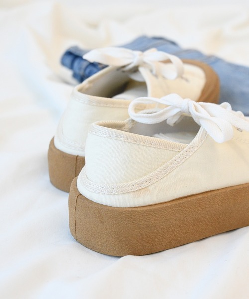 NOFALL(ノーフォール)の「厚底ラバーソールスニーカー(スニーカー・レディース・ベージュ・LL/M/L/S)」の9枚目の写真