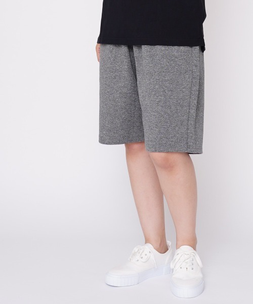 GIORDANO（ジョルダーノ）の「[GIORDANO] ダブルニットショーツ (接触冷感,抗菌加工) ユニセックス（スウェットパンツ・レディース・ブラック/ネイビー/カーキ/グリーン/ブラック系その他/杢グレー/グリーン系その他/ブルー系その他・SMALL/MEDIUM/LARGE/X-LARGE）」の3枚目の写真
