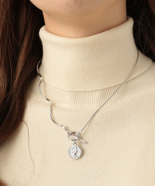 Heather(ヘザー)の「ウネウネマンテルネックレス 261892(ネックレス・レディース・シルバー/ゴールド・ONE SIZE)」の1枚目の写真