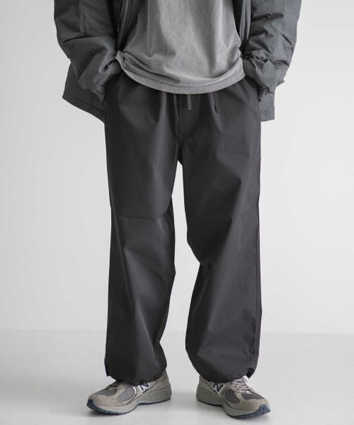 DAIWA PIER39（ダイワピア39）の「DAIWA PIER39　TECH TWILL EASY TROUSERS（その他パンツ・メンズ・ブラック/オリーブ・MEDIUM/SMALL/LARGE）」の7枚目の写真