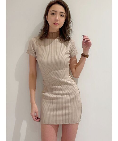 GYDA（ジェイダ）の「NEVERLOOKBACK ニットタイトワンピース（ワンピース・レディース・ブラック/ベージュ/オフホワイト・FREE）」の4枚目の写真