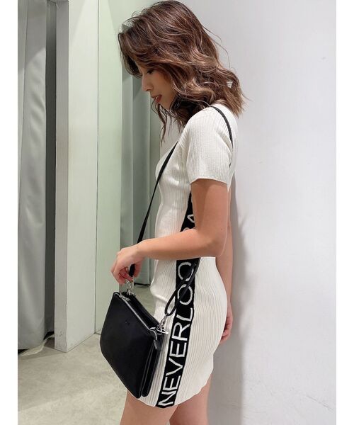 GYDA（ジェイダ）の「NEVERLOOKBACK ニットタイトワンピース（ワンピース・レディース・ブラック/ベージュ/オフホワイト・FREE）」の9枚目の写真