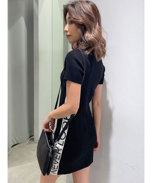 GYDA（ジェイダ）の「NEVERLOOKBACK ニットタイトワンピース（ワンピース・レディース・ブラック/ベージュ/オフホワイト・FREE）」の21枚目の写真