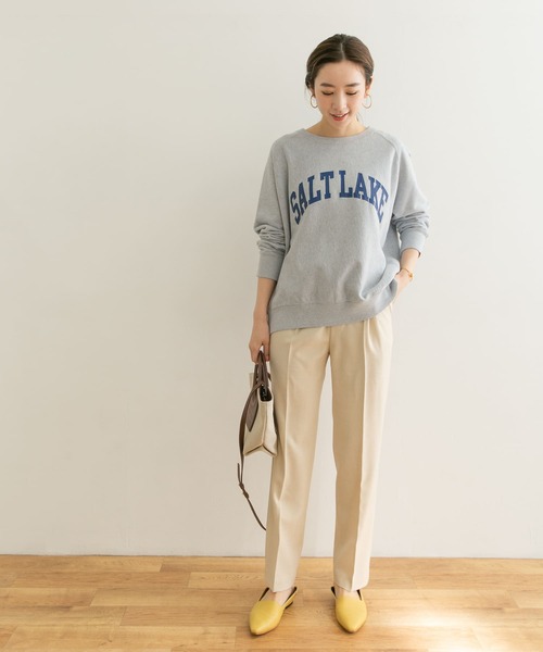 URBAN RESEARCH（アーバンリサーチ）の「タックストレートパンツ（その他パンツ・レディース・ベージュ/ネイビー・38/36）」の5枚目の写真