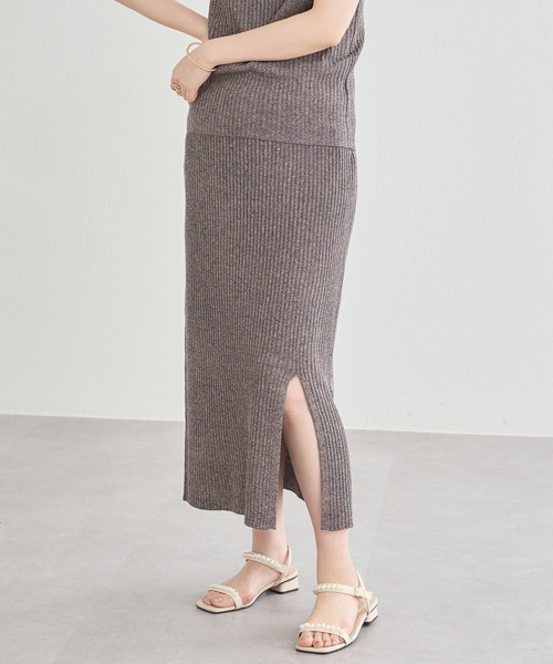 natural couture（ナチュラルクチュール）の「周りと差のつくコーデに仕上がる メランジスリットスカート（スカート・レディース・ブラック/グレー/ブラウン・FREE）」の12枚目の写真