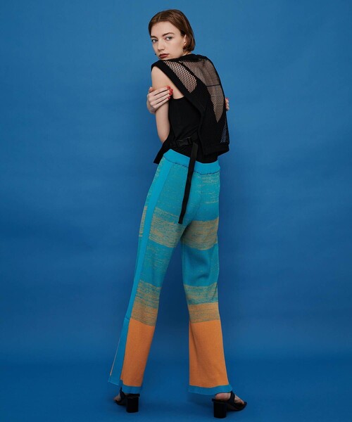 CITY TOKYO（シティトウキョウ）の「レイヤードメッシュトップス（ベスト・レディース・ホワイト/ブラック/カーキ・FREE）」の6枚目の写真