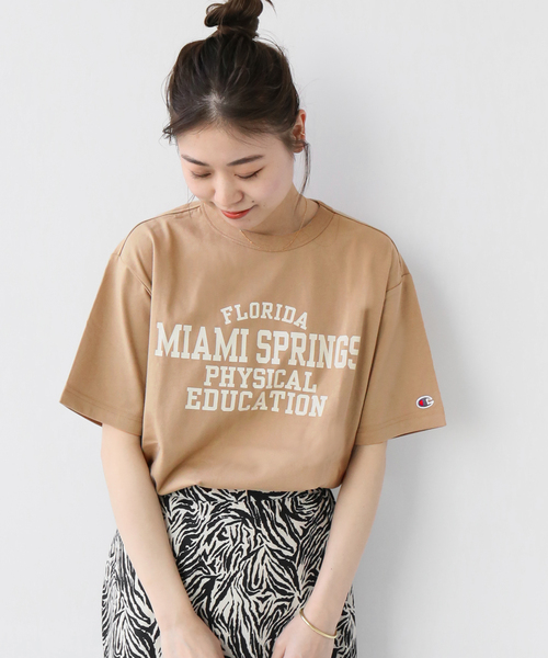 Champion(チャンピオン)の「別注【CHAMPION】*RELUME 20s/1 USA Cotton Jersey:ロゴTシャツ(Tシャツ/カットソー・レディース・ネイビー系2/ホワイト/ベージュ/グリーン・LARGE)」の15枚目の写真