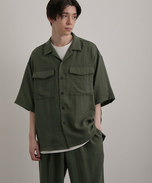 JUNRED(ジュンレッド)の「エアードレープビッグオープンカラーシャツ(シャツ/ブラウス・メンズ・グレー系その他/オリーブ/ブルー系その他4・S/M/L)」の7枚目の写真