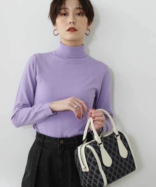 N.(N. Natural Beauty Basic)(エヌエヌナチュラルビューティーベーシック)の「◆ウールベーシック天竺プレーティングタートルネックニット(ニット/セーター・レディース・オフホワイト/ブラック/モーブ系/イエロー/レッド・MEDIUM)」の4枚目の写真