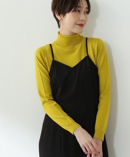 N.(N. Natural Beauty Basic)(エヌエヌナチュラルビューティーベーシック)の「◆ウールベーシック天竺プレーティングタートルネックニット(ニット/セーター・レディース・オフホワイト/ブラック/モーブ系/イエロー/レッド・MEDIUM)」の1枚目の写真