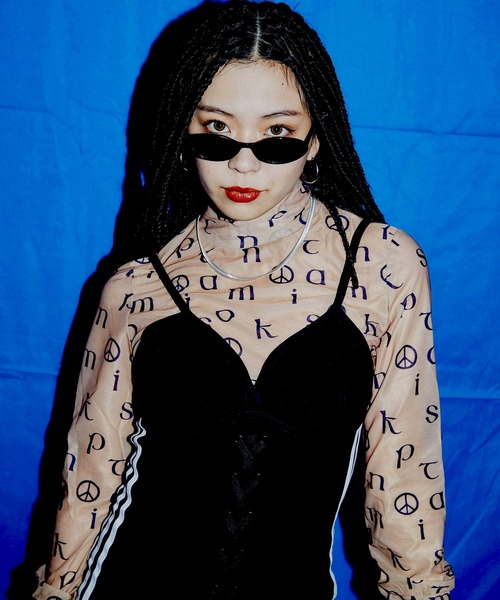 atmos pink（アトモスピンク）の「atmos pink 総柄 シースルートップス / アトモスピンク ソウガラ シースルートップス（その他トップス・レディース・ブラック/ベージュ/ピンク・S/M）」の2枚目の写真