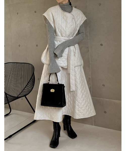 Re:EDIT（リエディ）の「[神山まりあさん着用]合皮ゴールドバックルフラップハンドバッグ（ハンドバッグ・レディース・ブラウン/ブラック・FREE）」の6枚目の写真