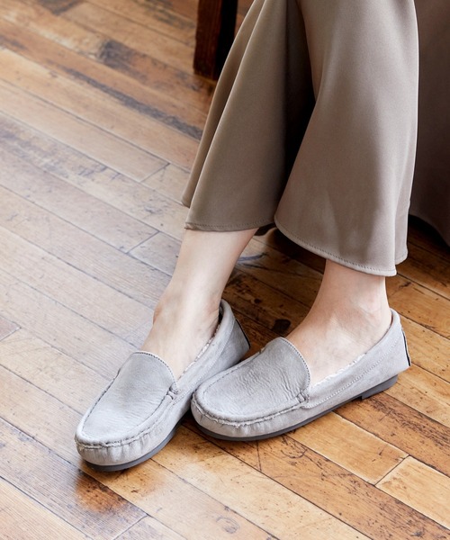 mooimooi（モーイモーイ）の「撥水 シンプルファーモカシン（モカシン/デッキシューズ・レディース・チャコールグレー/ブラック/ブラック系その他/グレー系その他/グレイッシュベージュ/ブラック系その他2/ブラック系その他3/ベージュ系1/ベージュ系2/ベージュ系3・LL/3L/S/M/L/XS/4L）」の6枚目の写真