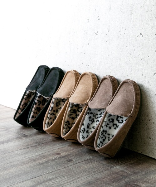 mooimooi（モーイモーイ）の「撥水 シンプルファーモカシン（モカシン/デッキシューズ・レディース・チャコールグレー/ブラック/ブラック系その他/グレー系その他/グレイッシュベージュ/ブラック系その他2/ブラック系その他3/ベージュ系1/ベージュ系2/ベージュ系3・LL/3L/S/M/L/XS/4L）」の22枚目の写真