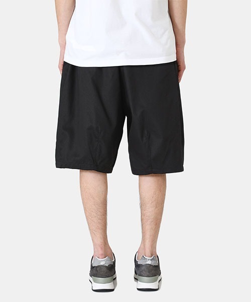 is-ness（イズネス）の「is-ness / イズネス：BALLOON EZ SHORTS