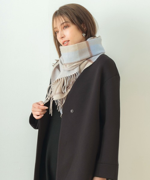 macocca(マコッカ)の「シルケットウールカシミヤブレンド チェック マフラー(マフラー・レディース・ブラウン/イエロー/ラベンダー/ライトベージュ/ネイビー/ブラウン系その他/ブラック・FREE)」の9枚目の写真