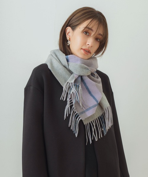 macocca(マコッカ)の「シルケットウールカシミヤブレンド チェック マフラー(マフラー・レディース・ブラウン/イエロー/ラベンダー/ライトベージュ/ネイビー/ブラウン系その他/ブラック・FREE)」の14枚目の写真