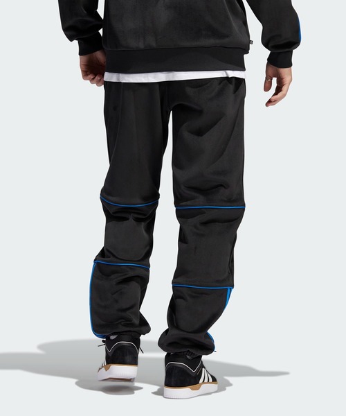 adidas(アディダス)の「タイショーン ベロア トラックパンツ adidas(アディダス)の「タイショーン ベロア トラックパンツ