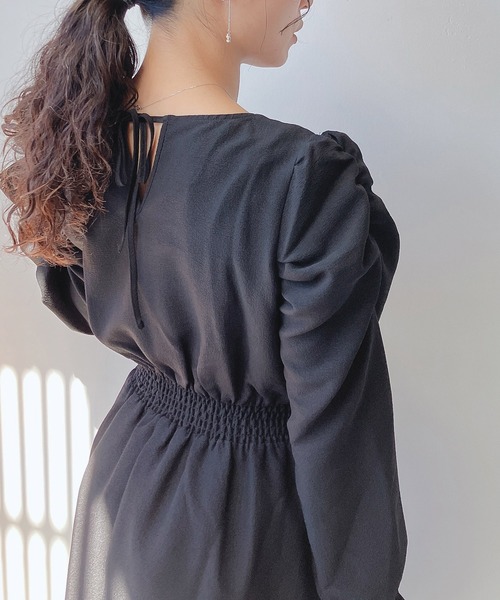 AS KNOW AS plus（アズノゥアズプラス）の「♪パワショルキラ釦ワンピース　【2023AWアイテム】（ワンピース・レディース・ブルーグレー/ベージュ系その他/ブラック/グリーン/ブラック系その他/ホワイト系その他/ブラック系/ブラウン系/ベージュ系その他2/ベージュ系その他3・FREE）」の4枚目の写真