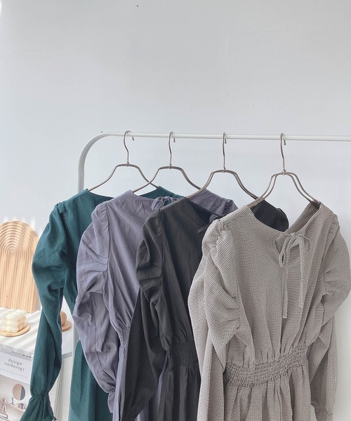 AS KNOW AS plus（アズノゥアズプラス）の「♪パワショルキラ釦ワンピース　【2023AWアイテム】（ワンピース・レディース・ブルーグレー/ベージュ系その他/ブラック/グリーン/ブラック系その他/ホワイト系その他/ブラック系/ブラウン系/ベージュ系その他2/ベージュ系その他3・FREE）」の12枚目の写真