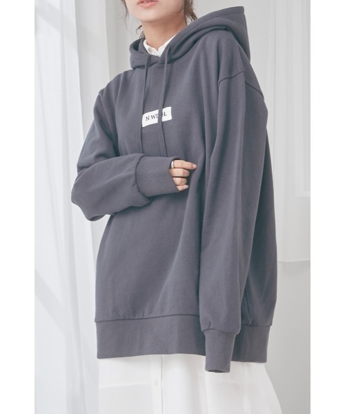 N WITH.（エヌウィズ）の「N WITH.ロゴフーディー（パーカー・レディース・ピンク/ブラウン系その他/ブラック・F）」の13枚目の写真