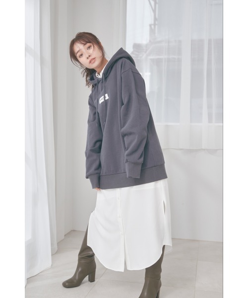 N WITH.（エヌウィズ）の「N WITH.ロゴフーディー（パーカー・レディース・ピンク/ブラウン系その他/ブラック・F）」の11枚目の写真