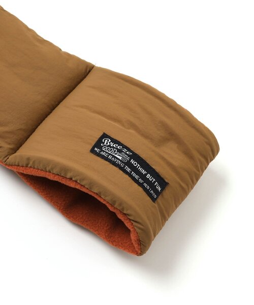 BREEZE（ブリーズ）の「キルトマフラー（マフラー・キッズ・ブラック/キャメル・MEDIUM/SMALL）」の5枚目の写真