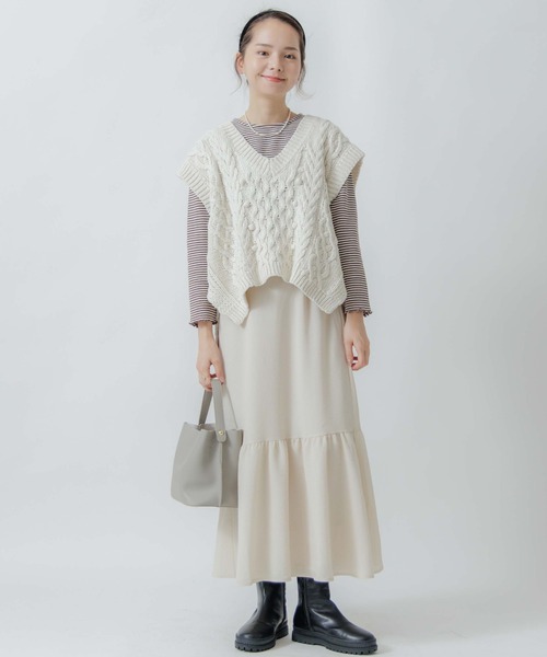 flower（フラワー）の「ポンポンアランベスト（ベスト・レディース・アイボリー・FREE）」の9枚目の写真