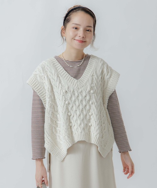 flower（フラワー）の「ポンポンアランベスト（ベスト・レディース・アイボリー・FREE）」の6枚目の写真