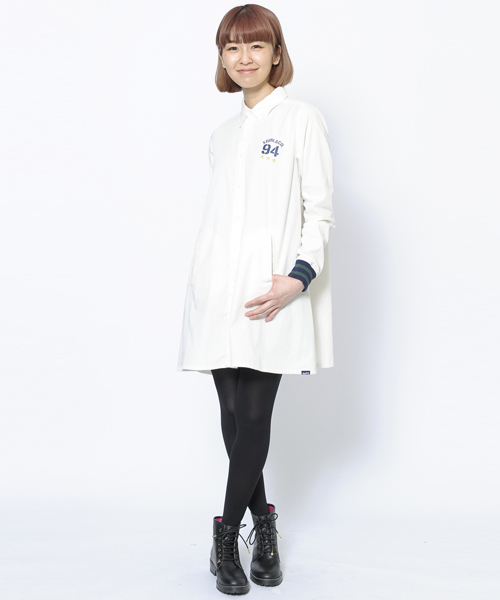 X-girl（エックスガール）の「LINE RIB B.D SHIRT DRESS（ワンピース・レディース・ホワイト/ネイビー/ライトブルー・1/2）」の2枚目の写真