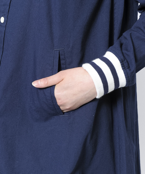 X-girl（エックスガール）の「LINE RIB B.D SHIRT DRESS（ワンピース・レディース・ホワイト/ネイビー/ライトブルー・1/2）」の9枚目の写真