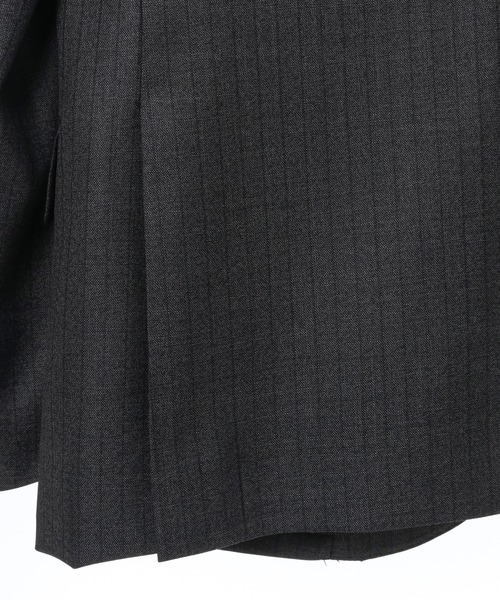 MEN'S BIGI(メンズビギ)の「ブライトシャドーストライプススーツセットアップ(セットアップ・メンズ・ネイビー/グレー・01/02/03/04)」の19枚目の写真