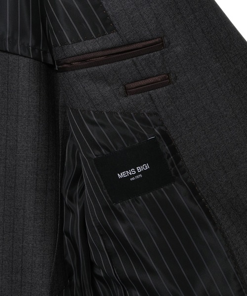 MEN'S BIGI(メンズビギ)の「ブライトシャドーストライプススーツセットアップ(セットアップ・メンズ・ネイビー/グレー・01/02/03/04)」の21枚目の写真