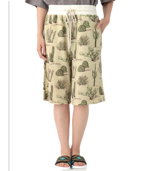 チチカカ（チチカカ）の「裏毛グラフィックプリントショートパンツ【ユニセックス】（その他パンツ・メンズ・その他1/その他2/その他3/その他4・LARGE/MEDIUM）」の9枚目の写真