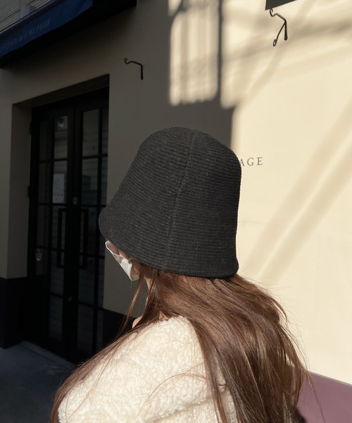 Lamoa(ラモア)の「Lamoa/ニット バケットハット(ハット・レディース・ブラック/ベージュ/キャメル・FREE)」の2枚目の写真