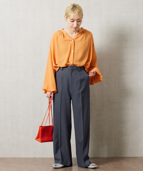FREAK'S STORE(フリークスストア)の「センタープレスワイドテーパードパンツ(その他パンツ・レディース・チャコールグレー/ダークベージュ/レッド/ブラック/キナリ/ライトグレー・マルチサイズ)」の11枚目の写真
